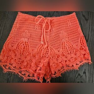 Tea & Cup Crochet Neon Coral Shorts | Small | EUC